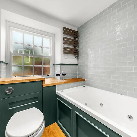 בית נופש Tilly's Cosy Retreats - Cave *