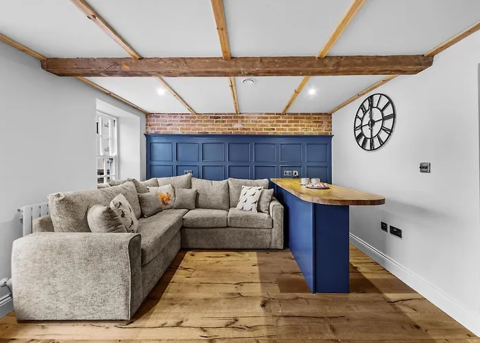 Tilly's Cosy Retreats - Cave *